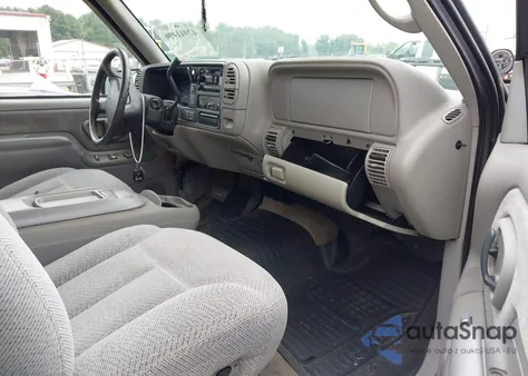 1997 Chevrolet K1500 Fleetside z USA, uszkodzony, nr VIN 2GCEK19R0V1266606